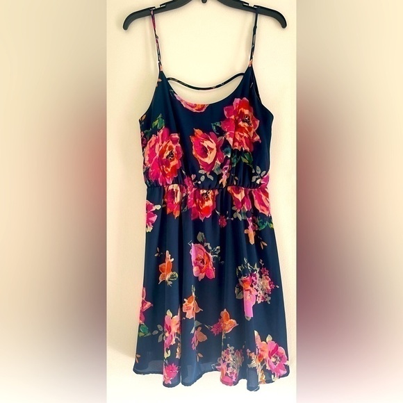 Everly Dresses & Skirts - Everly Floral Dress; Blue, Coral, & Pink; Size M